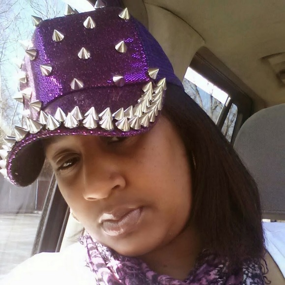 Meet your Posher, Detri - Picture 1 of 1